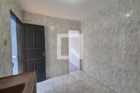 Cozinha de casa para alugar com 1 quarto, 25m² em Vila Renato (zona Leste), São Paulo