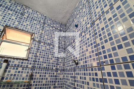 Banheiro de casa para alugar com 1 quarto, 25m² em Vila Renato (zona Leste), São Paulo