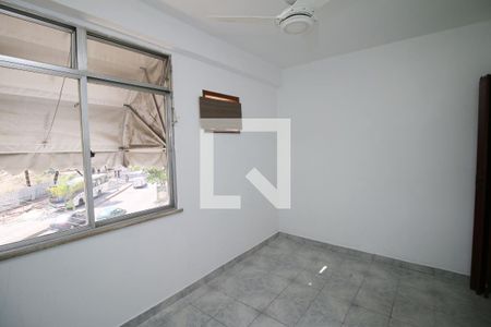 Quarto 1 de apartamento para alugar com 2 quartos, 60m² em Irajá, Rio de Janeiro