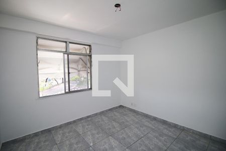 Sala de apartamento para alugar com 2 quartos, 60m² em Irajá, Rio de Janeiro