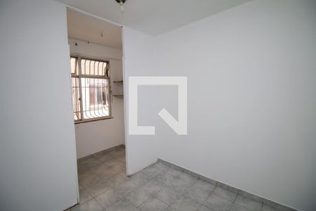 Quarto 2 de apartamento para alugar com 2 quartos, 60m² em Irajá, Rio de Janeiro