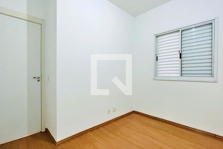 Quarto 2 de apartamento para alugar com 2 quartos, 45m² em Jardim Las Vegas, Guarulhos