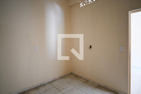 Quarto 1 de casa para alugar com 2 quartos, 50m² em Vila Heliopolis, São Paulo