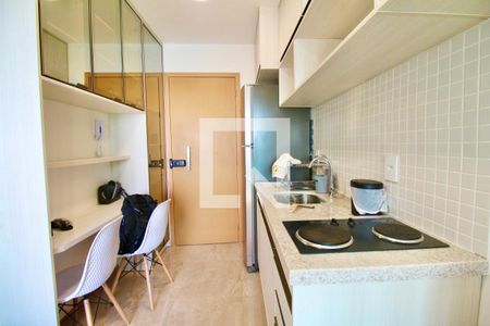 Sala/Cozinha de kitnet/studio para alugar com 1 quarto, 30m² em Boca do Rio, Salvador