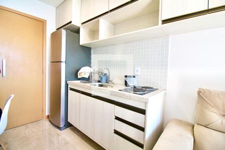 Sala/Cozinha de kitnet/studio para alugar com 1 quarto, 30m² em Boca do Rio, Salvador