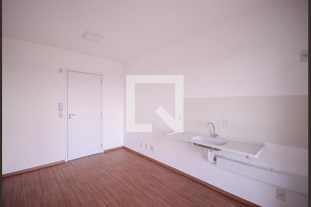 Sala/Cozinha  de apartamento à venda com 2 quartos, 37m² em Sacomã, São Paulo