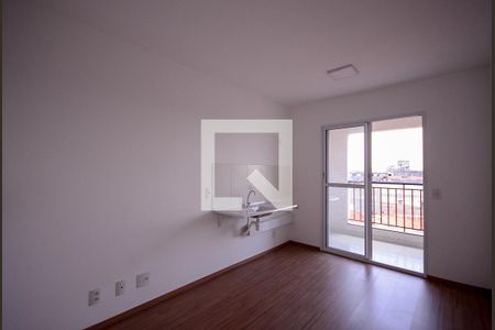 Sala/Cozinha  de apartamento à venda com 2 quartos, 37m² em Sacomã, São Paulo