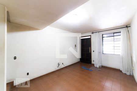 Casa à venda com 2 quartos, 96m² em Vila Gertrudes, São Paulo