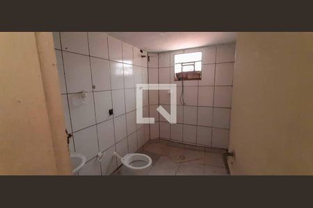 Banheiro de casa para alugar com 1 quarto, 50m² em Bandeiras, Osasco