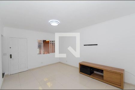 Sala de casa para alugar com 3 quartos, 100m² em Jardim Santa Cecilia, Guarulhos