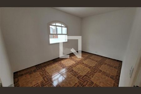 Casa à venda com 4 quartos, 140m² em Socorro, São Paulo