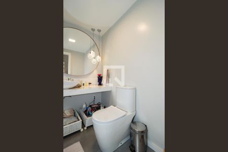 Apartamento à venda com 156m², 4 quartos e 3 vagas Apartamento à venda com 156m², 4 quartos e 3 vagasBanheiro da Suíte 1