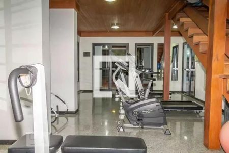 Apartamento à venda com 156m², 4 quartos e 3 vagas Apartamento à venda com 156m², 4 quartos e 3 vagasÁrea comum - Academia