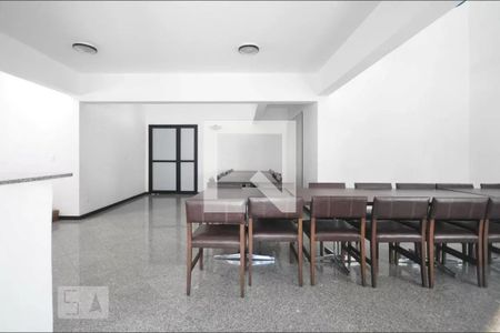 Apartamento à venda com 156m², 4 quartos e 3 vagas Apartamento à venda com 156m², 4 quartos e 3 vagasÁrea comum - Salão de festas