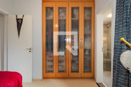 Apartamento à venda com 156m², 4 quartos e 3 vagas Apartamento à venda com 156m², 4 quartos e 3 vagasSuíte 2