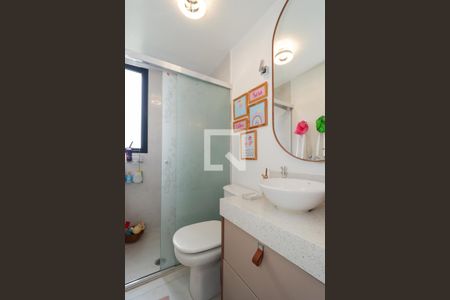 Apartamento à venda com 156m², 4 quartos e 3 vagas Apartamento à venda com 156m², 4 quartos e 3 vagasBanheiro da Suíte Americana