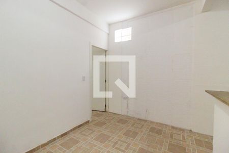 Sala de casa para alugar com 1 quarto, 35m² em Parque Guaianazes, São Paulo