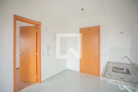 Sala / Cozinha de apartamento para alugar com 1 quarto, 24m² em Vila da Saúde, São Paulo