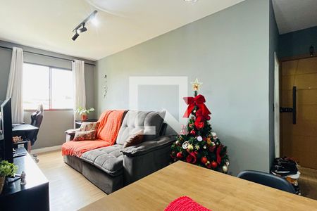 Sala de apartamento à venda com 2 quartos, 60m² em Jardim Cocaia, Guarulhos