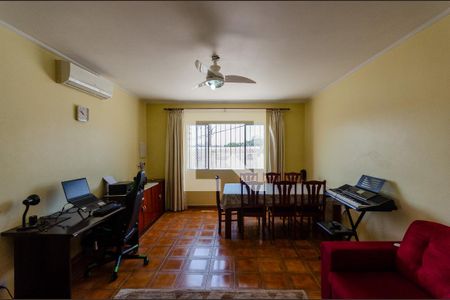 Sala de casa à venda com 4 quartos, 169m² em Jardim Felicidade (zona Oeste), São Paulo