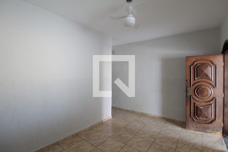 Sala de casa para alugar com 2 quartos, 100m² em Santa Terezinha, Belo Horizonte