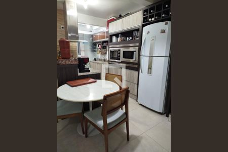 Cozinha de apartamento à venda com 2 quartos, 52m² em Campina, São Leopoldo