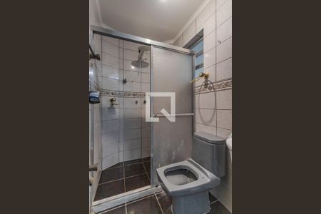 Banheiro de apartamento à venda com 2 quartos, 62m² em Jardim São Pedro, Porto Alegre