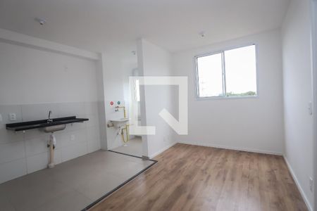 Sala de apartamento para alugar com 2 quartos, 40m² em Jardim Maria Duarte, São Paulo