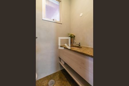 Lavabo de casa de condomínio para alugar com 3 quartos, 624m² em Alphaville Residencial Um, Barueri