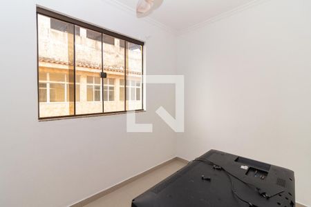 Quarto 1 de apartamento para alugar com 2 quartos, 102m² em Marechal Hermes, Rio de Janeiro