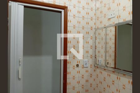 Banheiro de casa para alugar com 1 quarto, 64m² em Vila Caiçara, Praia Grande