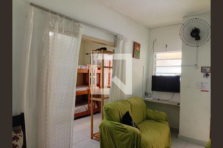 Sala de casa para alugar com 1 quarto, 64m² em Vila Caiçara, Praia Grande