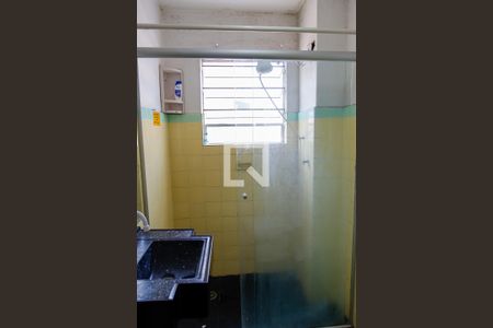 Banheiro de apartamento à venda com 3 quartos, 66m² em Centro, Osasco