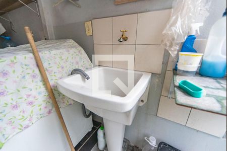 Casa à venda com 120m², 3 quartos e sem vaga Casa à venda com 120m², 3 quartos e sem vagaVaranda de Serviço