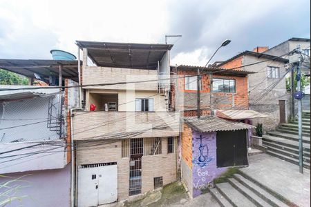 Casa à venda com 120m², 3 quartos e sem vaga Casa à venda com 120m², 3 quartos e sem vagaVista do Quarto 3