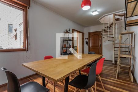 Sala de apartamento à venda com 3 quartos, 175m² em Petrópolis, Porto Alegre