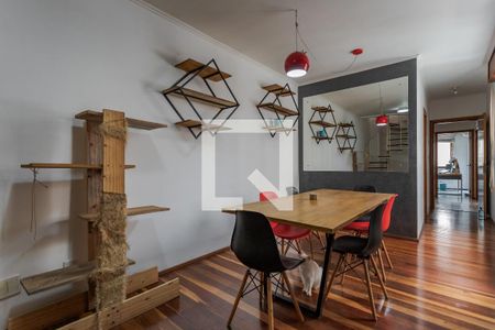 Sala de apartamento à venda com 3 quartos, 175m² em Petrópolis, Porto Alegre