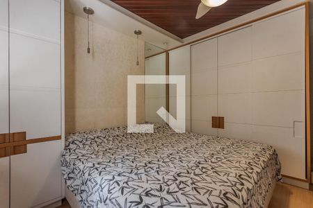 Quarto 1 de apartamento à venda com 3 quartos, 175m² em Petrópolis, Porto Alegre