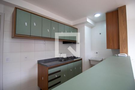 Cozinha de apartamento para alugar com 1 quarto, 33m² em Butantã, São Paulo