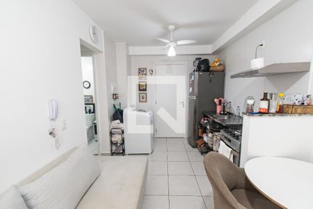 Sala/cozinha de apartamento à venda com 2 quartos, 36m² em Cambuci, São Paulo