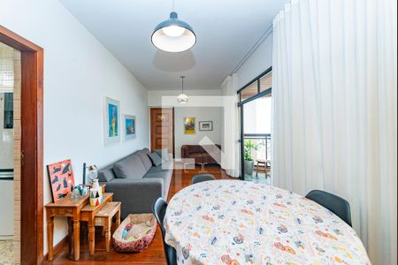 Sala de apartamento à venda com 4 quartos, 100m² em São Pedro, Belo Horizonte