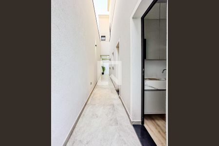 Corredor de casa à venda com 4 quartos, 229m² em Vila Anhanguera, São Paulo