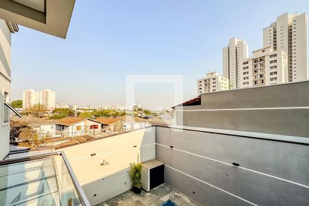 Casa à venda com 229m², 4 quartos e 4 vagas Casa à venda com 229m², 4 quartos e 4 vagasÁrea comum