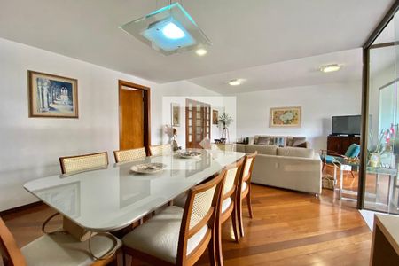 Sala de apartamento à venda com 4 quartos, 170m² em Lourdes, Belo Horizonte