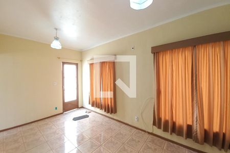 Sala de casa para alugar com 2 quartos, 208m² em Jardim do Trevo, Campinas