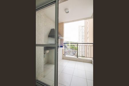 Sacada de apartamento à venda com 2 quartos, 53m² em Bussocaba, Osasco