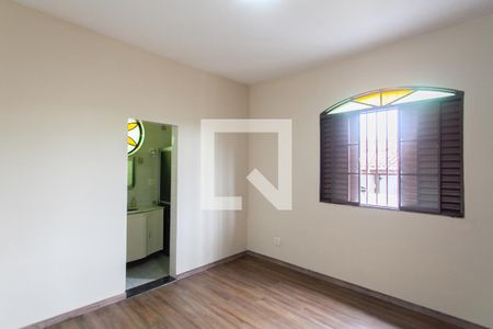 Suíte de casa para alugar com 3 quartos, 280m² em Dona Clara, Belo Horizonte