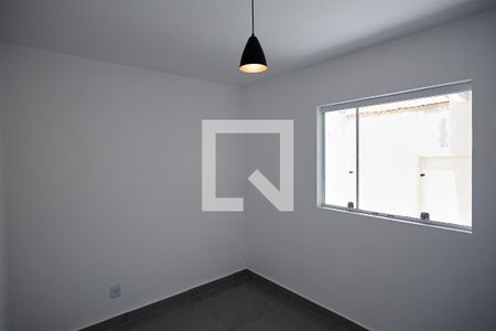 Quarto 2 de casa para alugar com 2 quartos, 50m² em Concórdia, Belo Horizonte