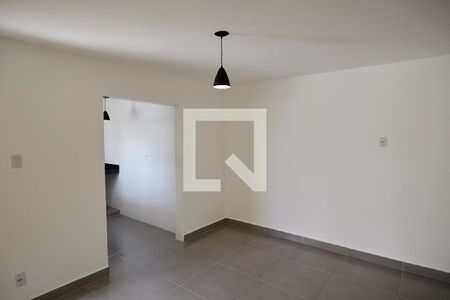 Sala de casa para alugar com 2 quartos, 50m² em Concórdia, Belo Horizonte