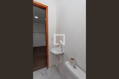 Banheiro de apartamento para alugar com 1 quarto, 21m² em Parque S Setembro Centro, Diadema